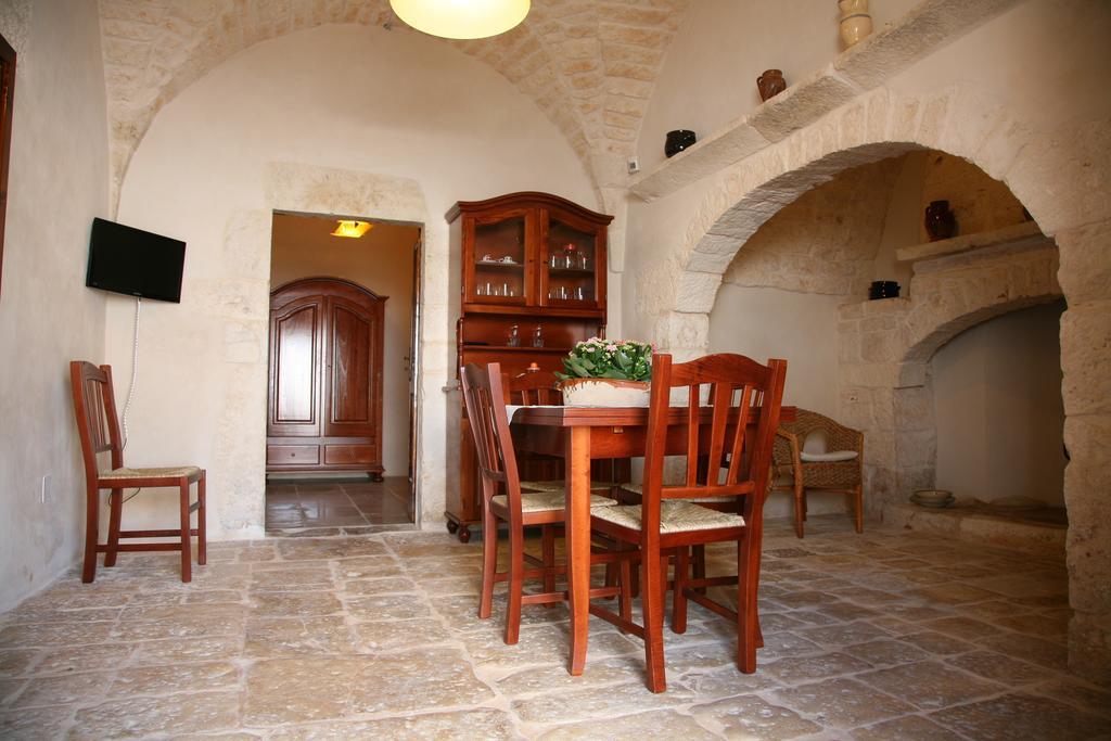 Masseria Montecchie Ceglie Messapica Exteriör bild